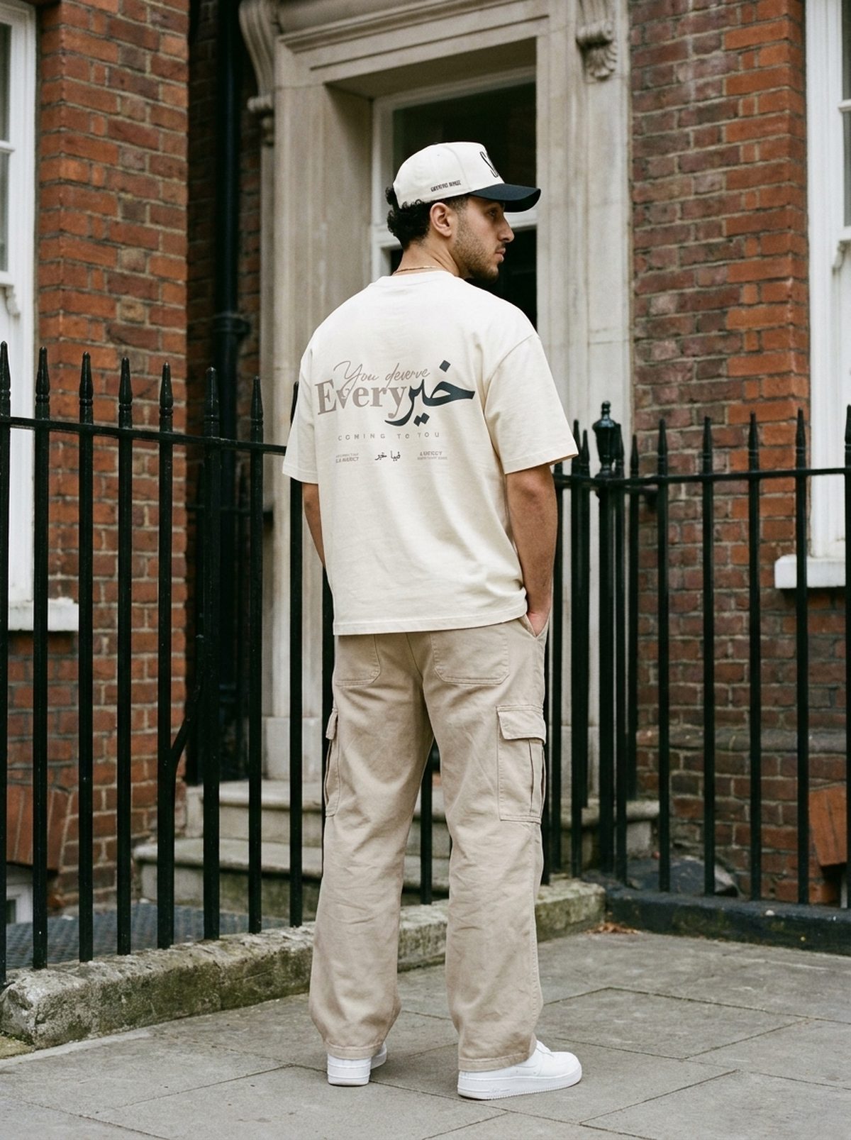Sabr cap ivory and black, London